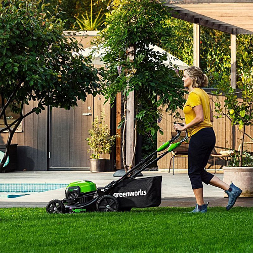 Газонокосилка аккумуляторная Greenworks 40V GD40LM46SPK4 (1хАКБ 4Ач) 46см самоходная
