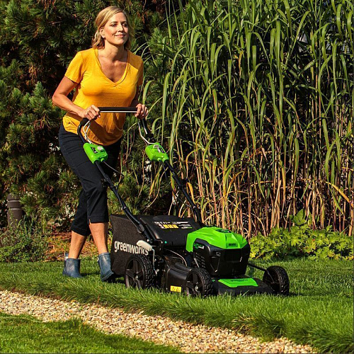 Газонокосилка аккумуляторная Greenworks 40V GD40LM46SPK4 (1хАКБ 4Ач) 46см самоходная